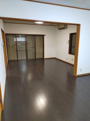 【居間・リビング】 | 高島市鴨3150-79　中古戸建