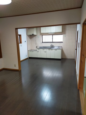 【居間・リビング】 | 高島市鴨3150-79　中古戸建