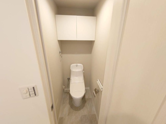 【トイレ】 | レイディアントシティ横濱カルティエ6 | トイレ
※令和5年10月時点のリフォーム後写真