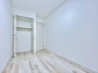 【洋室】 | レイディアントシティ横濱カルティエ6 | 洋室
※令和5年10月時点のリフォーム後写真