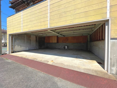 【駐車場】 | 津市河芸町千里ヶ丘 | インナーガレージ
