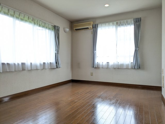 【洋室】 | 東金市藤下飛地　中古戸建