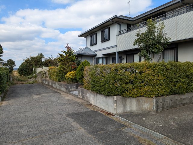 【前面道路含む現地写真】 | 東金市藤下飛地　中古戸建