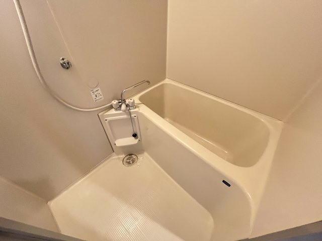 ユートピアハイツ金剛の浴室