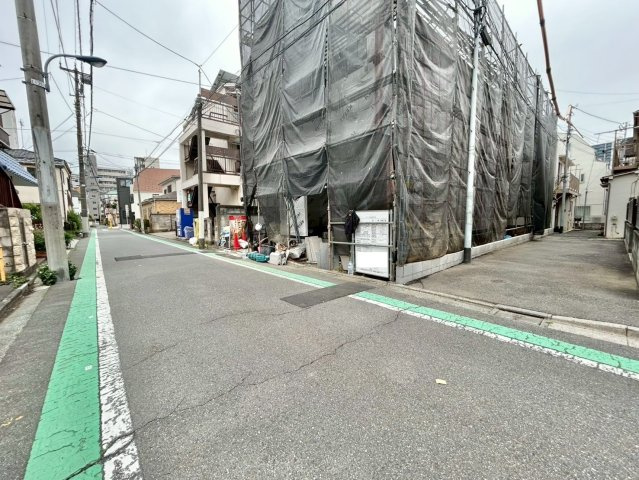 北区上十条4丁目　新築戸建　残2棟の前面道路含む現地写真|現地写真

ご内見希望・資料請求などお気軽にお問い合わせ下さい！
03-5990-5201