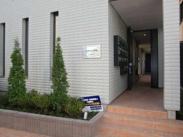 フィオーレ北千住のロビー|★オートロック付きエントランス★