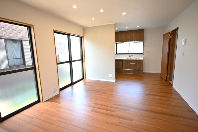 茅ヶ崎市萩園　戸建