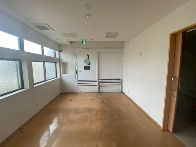 パレスフィールド国府台ＰＡＲＴ２の居間・リビング
