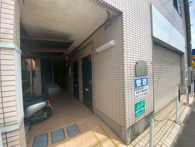パレスフィールド国府台ＰＡＲＴ２のエントランス