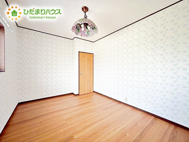 【洋室】 | 水戸市元吉田町　中古戸建 | 机にベットを置けば子供部屋の完成です！