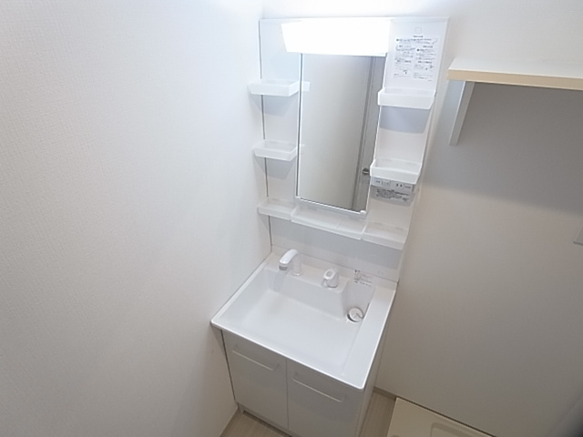 神戸市兵庫区会下山町２丁目のアパートの洗面所|シャンプードレッサー