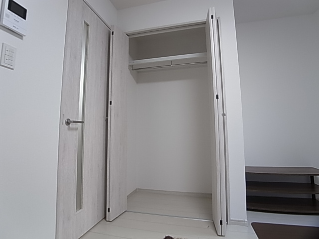神戸市兵庫区会下山町２丁目のアパートの収納|クローゼット
