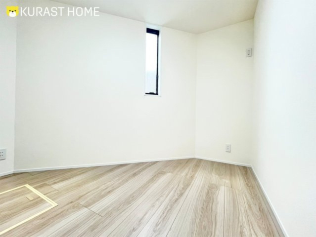 京都市右京区西京極堤下町　新築戸建の洋室|1階3.5帖洋室