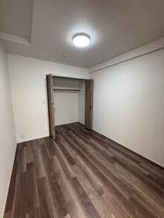 【洋室】ウインヒルズジェームス山 