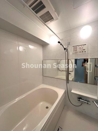 【浴室】 | 外干しできない・したくない日も洗濯物がカラッと乾く「浴室乾燥機」　
カビ発生を抑制します。