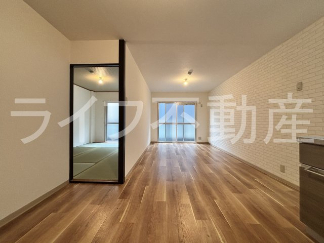 ニードハイツの居間・リビング|居間です