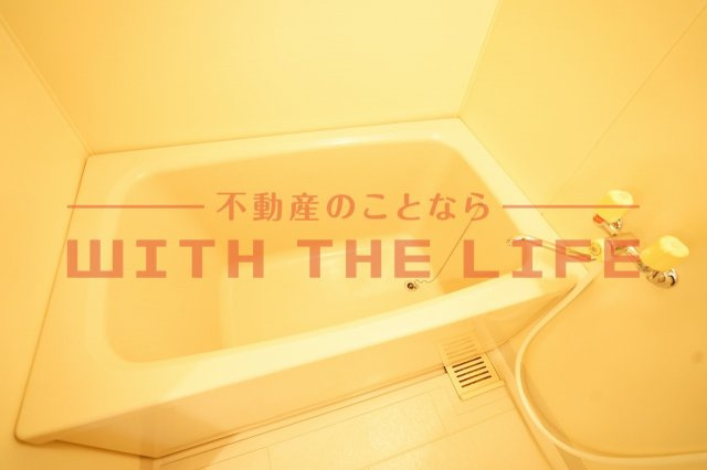 日吉壱番館【キャッシュバック対象物件】の浴室|日々の疲れを癒すお風呂付です