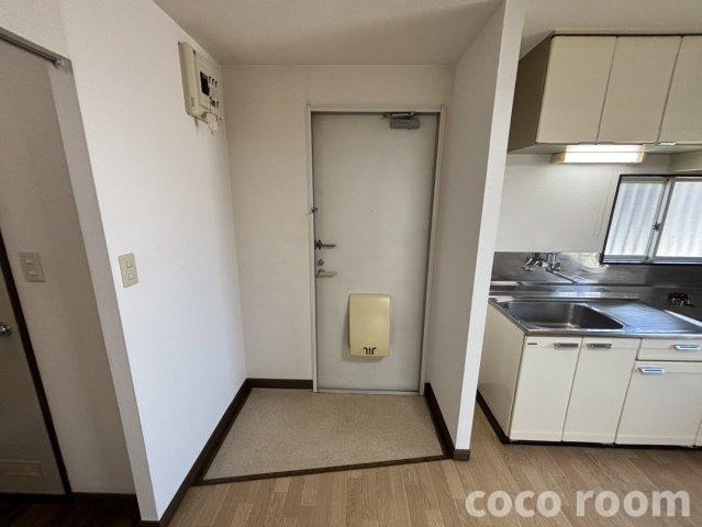 ドミール小石川の玄関