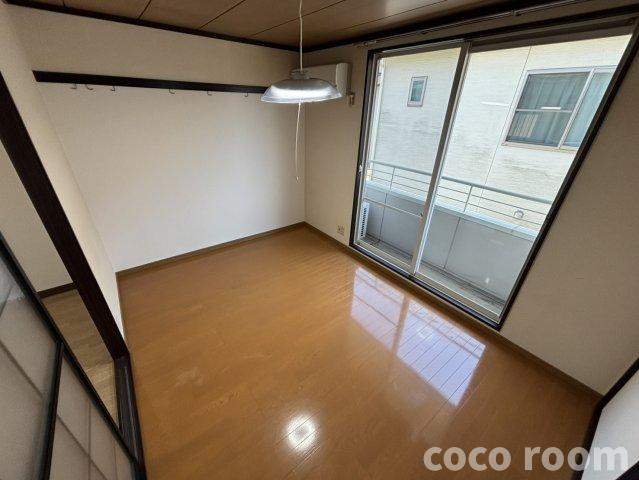 ドミール小石川の居間・リビング