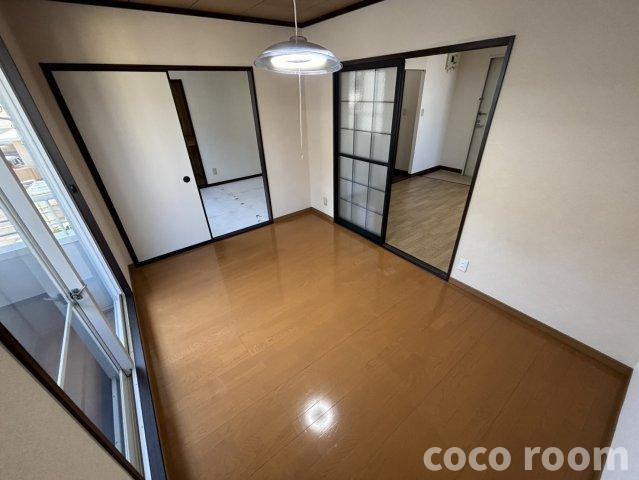 ドミール小石川の居間・リビング