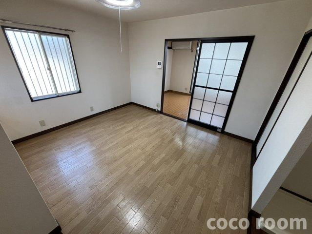 ドミール小石川の居間・リビング