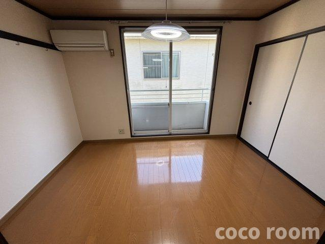 ドミール小石川の居間・リビング