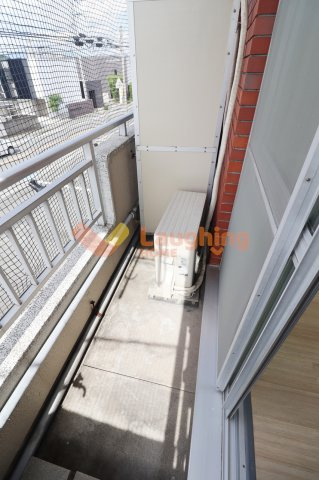 里村ビルのバルコニー|バルコニーがあります