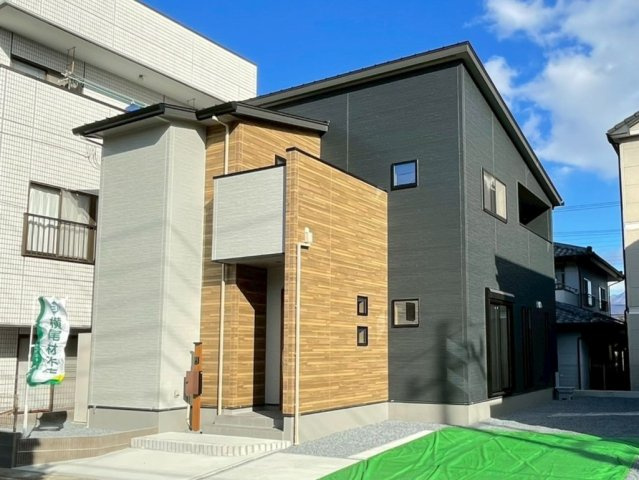 ワイウッドコート渋川市渋川第1期の画像