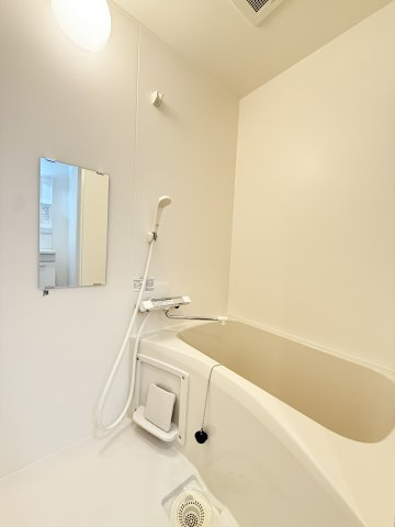 ソリティア桃谷の浴室