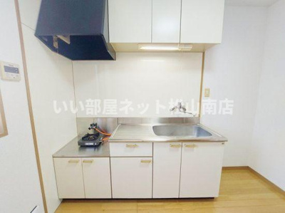 【キッチン】 | グランシャリオ南斎院