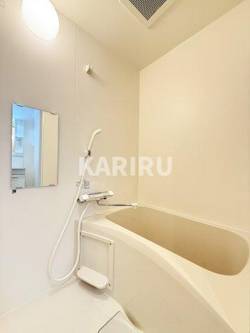 ソリティア桃谷の浴室