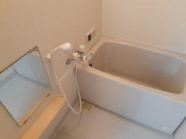 日々の疲れを癒すお風呂付です