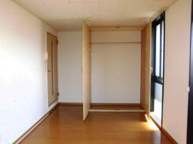 明るい室内です