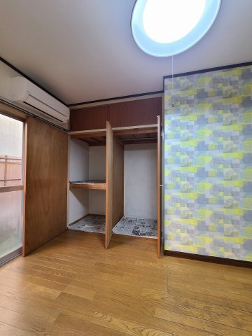 apartment 上高田５丁目