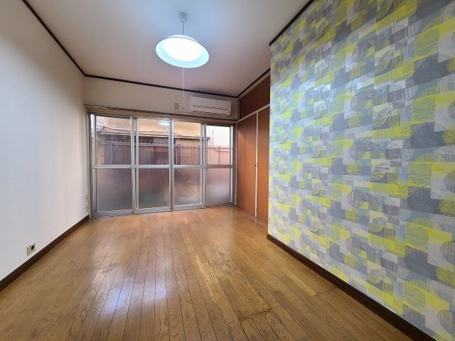 apartment 上高田５丁目