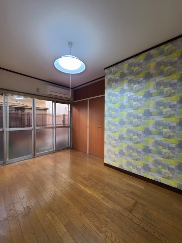 apartment 上高田５丁目