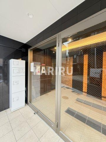 ソリティア桃谷のエントランス