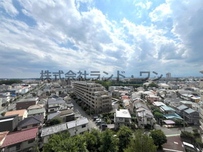【展望】 | コスモシティ新所沢けやき台 | 周りに高い建物がなく開放感があります