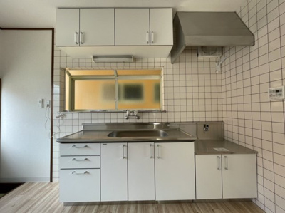 【キッチン】 | 岩谷貸家