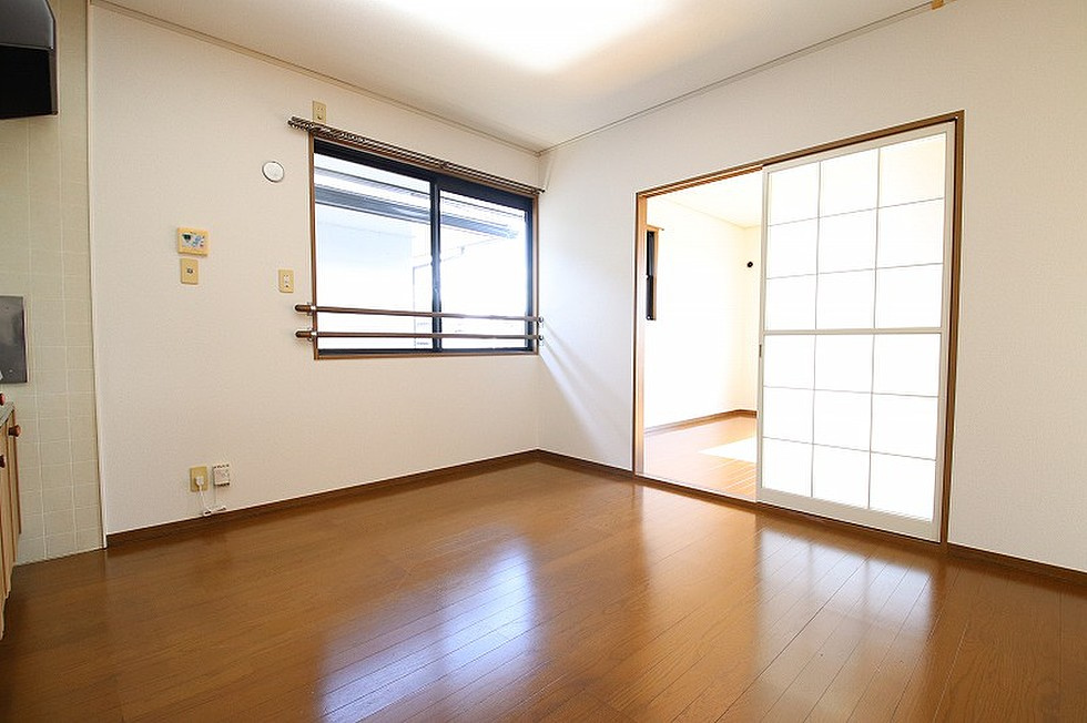 セジュール森【キャッシュバック対象物件】の居間・リビング|リビングです