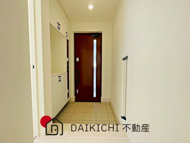 【玄関】 | 東松山市石橋23-2期　LIGNAGE　新築戸建　全4棟　2号棟