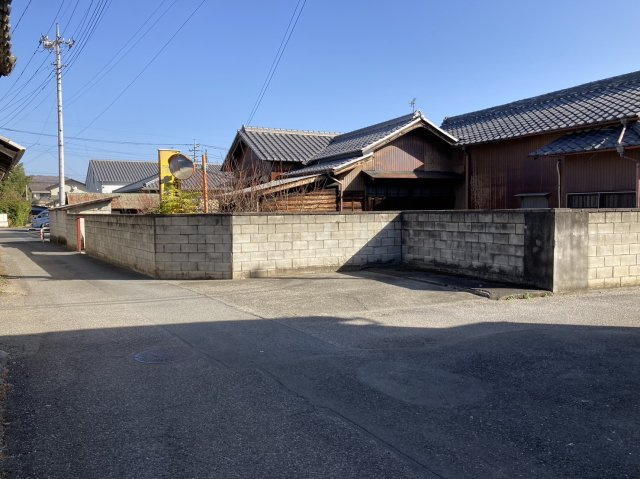 桐生市広沢町5丁目土地の前面道路含む現地写真