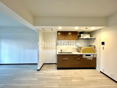 【居間・リビング】 | 白鳥ハウス | 【居間・リビング】「ＬＤＫは家族団らんをデザイン」広いＬＤＫでは家族が集まり一緒の時間を過ごせる工夫がされております。何気ない一日の当たり前のひとコマがいつか一生の宝物になります