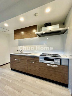 【キッチン】 | 白鳥ハウス | ワイドで収納豊富なシステムキッチン・