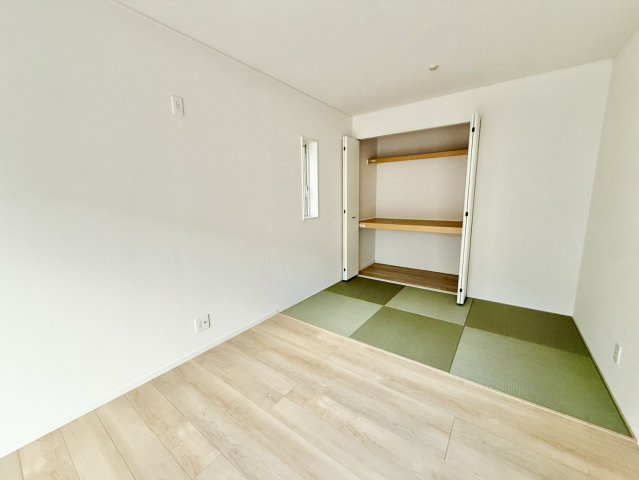 明石市北王子町の和室|お子様の遊び場にも最適のタタミコーナー♪