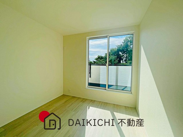 【洋室】 | 東松山市石橋23-2期　LIGNAGE　新築戸建　全4棟　3号棟