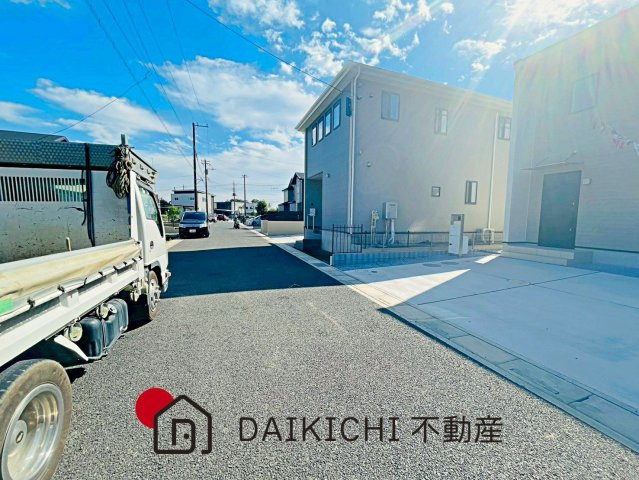 【前面道路含む現地写真】 | 東松山市石橋23-2期　LIGNAGE　新築戸建　全4棟　3号棟