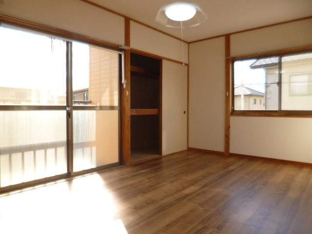 フリージア倉敷の収納|洋室