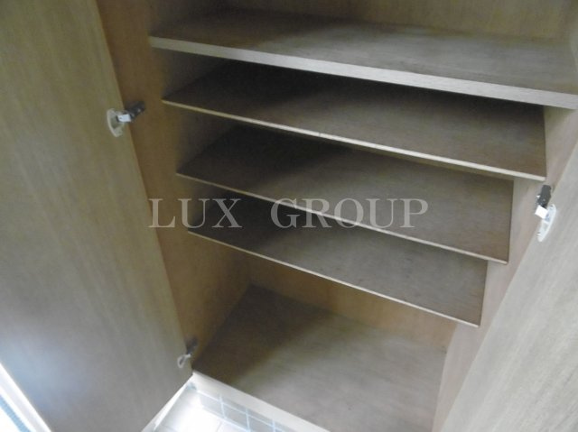 【玄関】 | ブリージングタウン百草園A