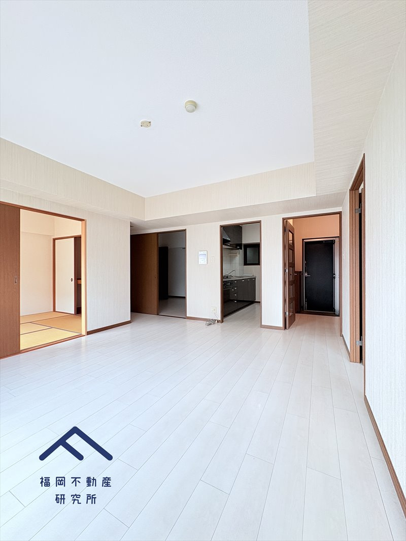 エトアール原の居間・リビング